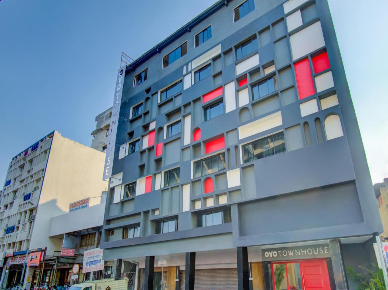 Oyo Townhouse 66 Nagpur Station Ca Road Hotel Kültér fotó